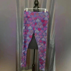 127. LuLaRoe TC Valentines Leggings, EUC